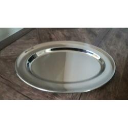 Verschillende zilver kleurige schalen