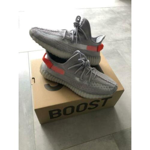 Yeezy Boost 350 V2 "Tail Light" EU 44 / UK 9,5 / US 10