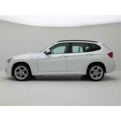 BMW X1 sDrive18i Executive M uitgevoerd (bj 2011)