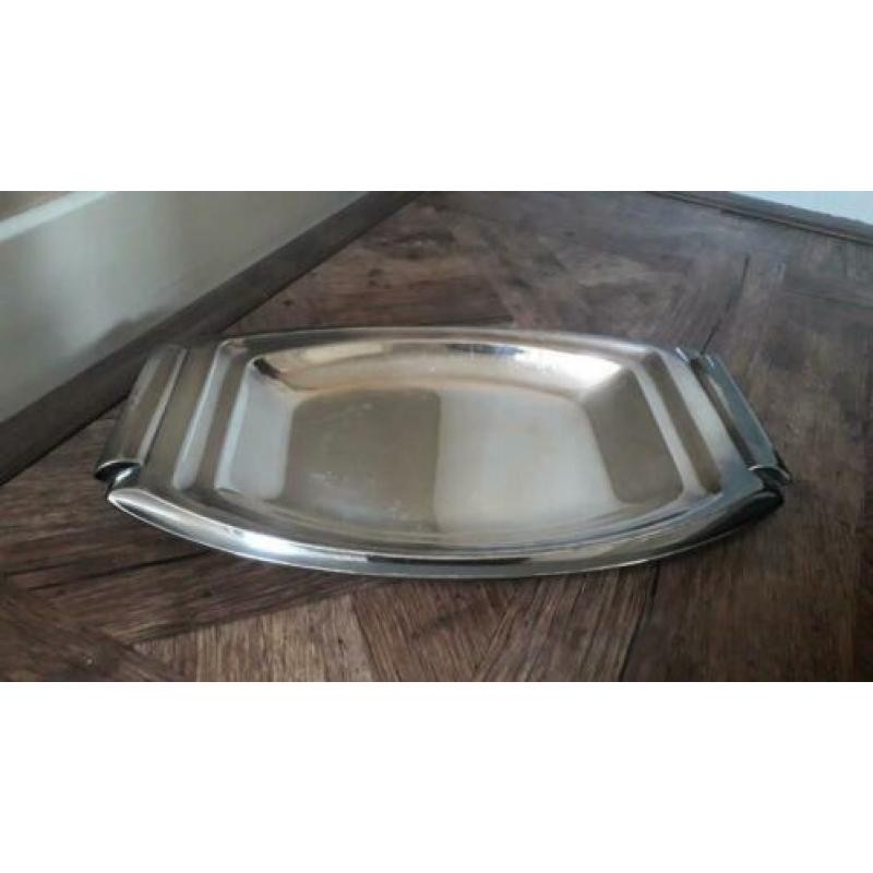 Verschillende zilver kleurige schalen