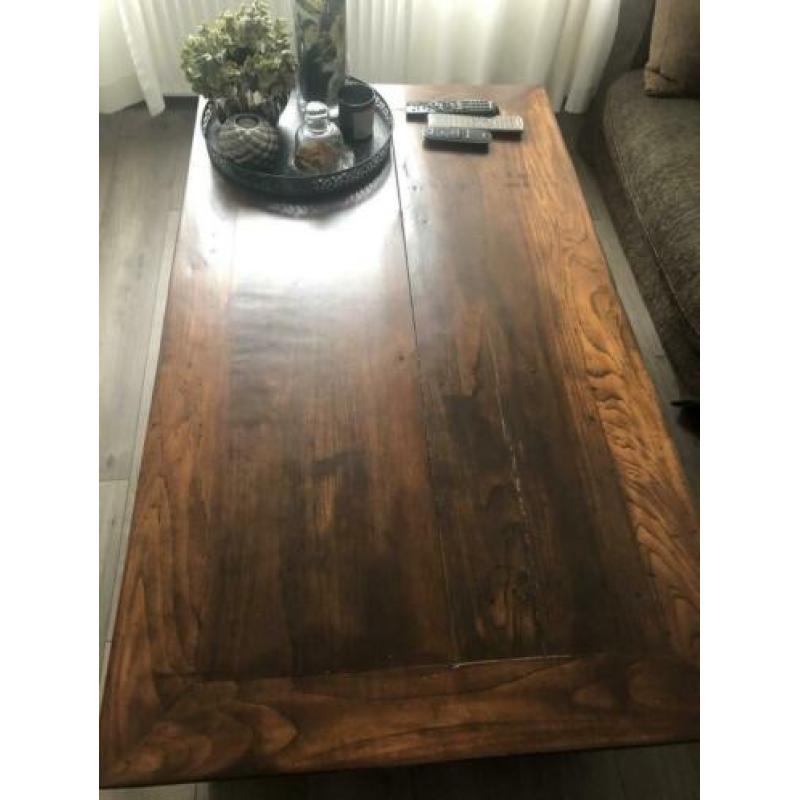 Landelijke salon tafel met afmeting 1,40x 0,80.