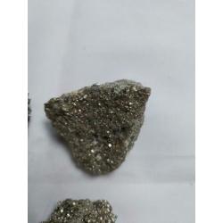 Set van 4 pyriet clusters 5 tot 6 cm 428 gram PY1