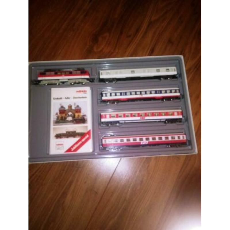 Marklin set loco en wagons