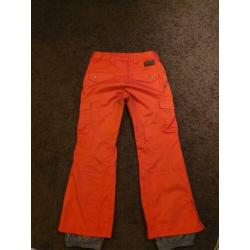 Burton dames snowboard broek, maat Medium, slimfit