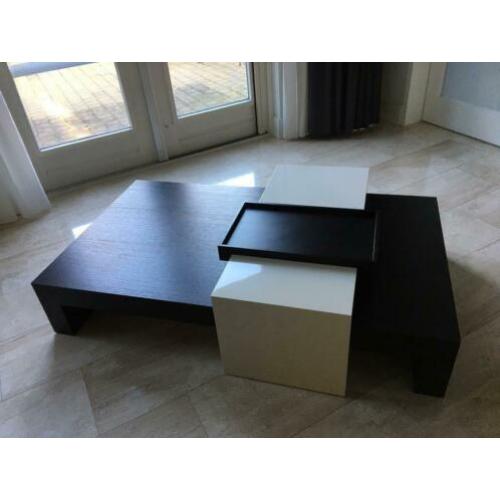 Salon / bijzet / lage / houten tafel