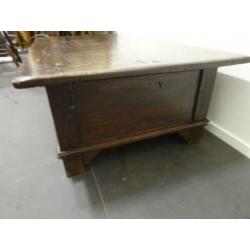 prachtige oude salontafel