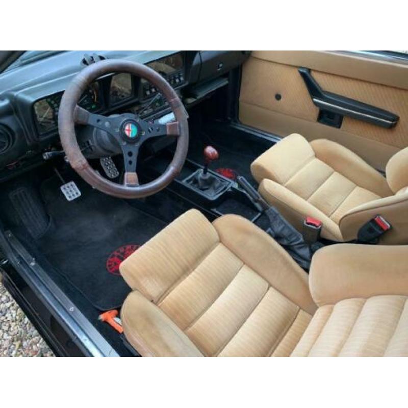 alfa romeo alfetta gtv6 3.0 QV