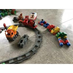 Duplo trein dierentuin cars en meer