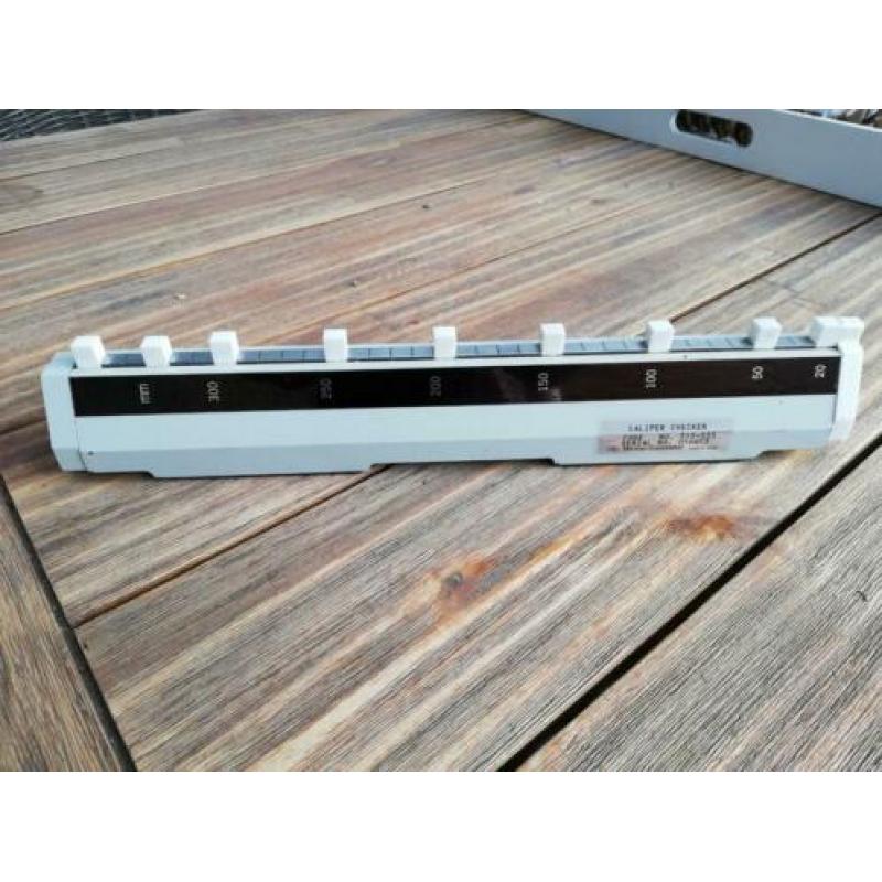CERA Caliper Checker hoogtemeters instellen en inspecteren.