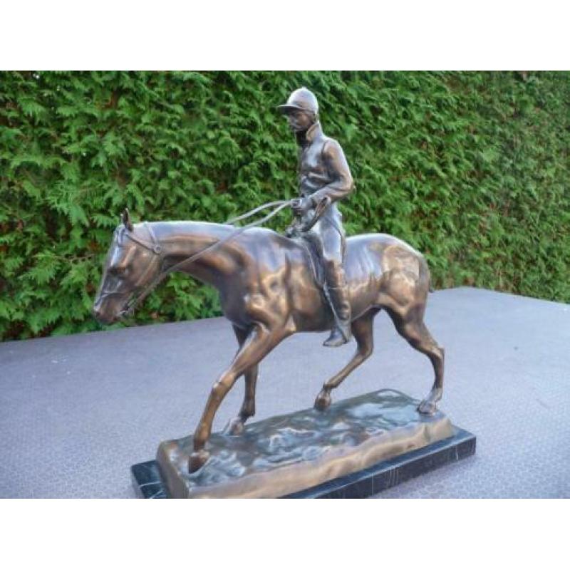 Beeld Paard brons Engels klassiek met ruiter