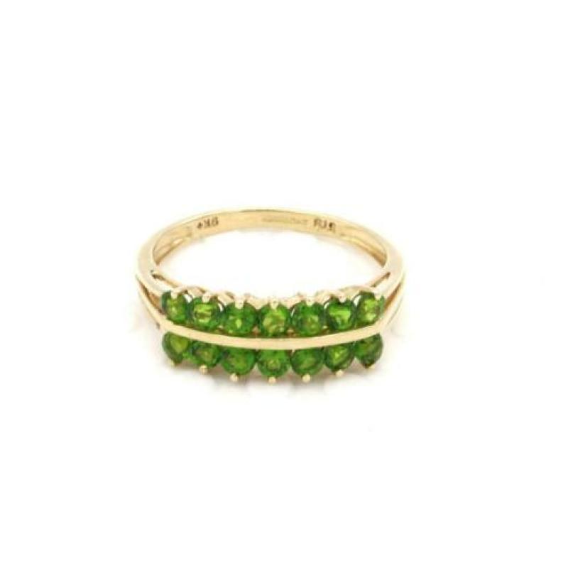 Gouden ring met 14x smaragd. Maat: 17.75. Nr: 2020/183