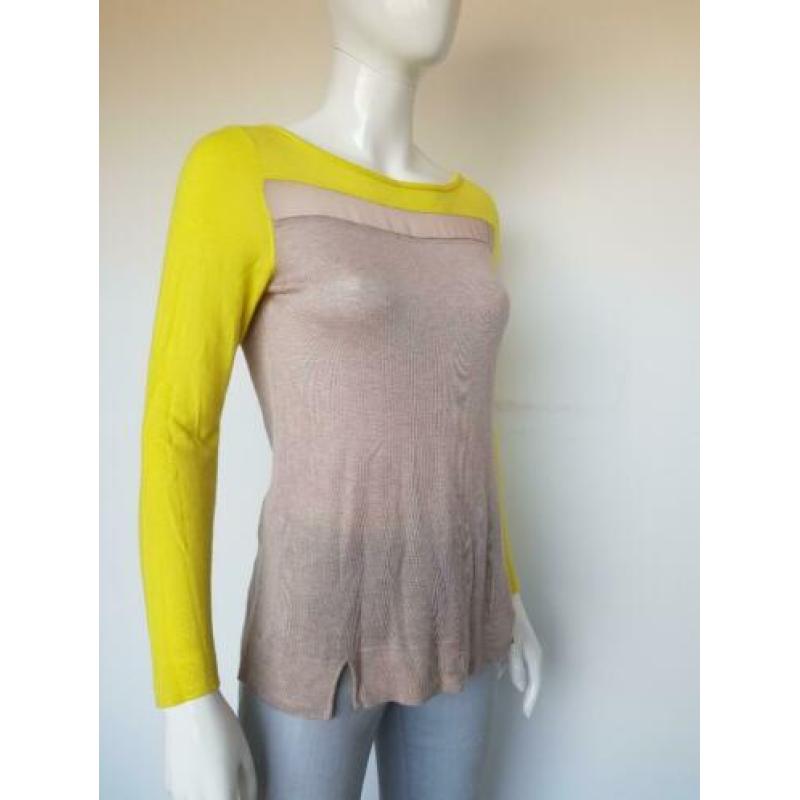 Comma pullover. Mt. 38. Geel/beige.
