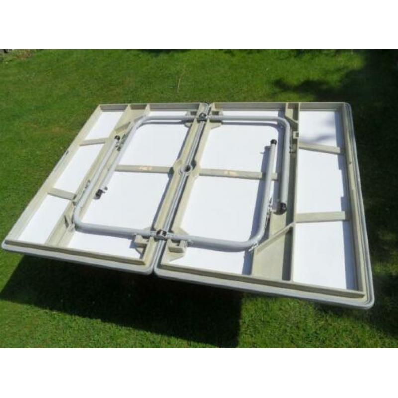 kampeertafel
