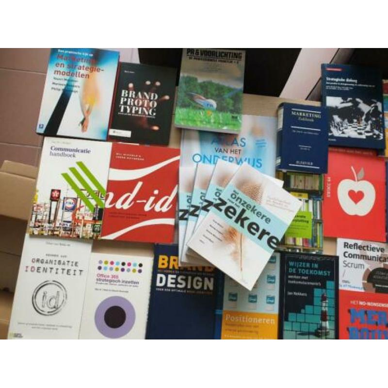 Heeel veel Marketing / Communicatie boeken