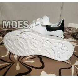 Alexander Mcqueen schoenen wit of zwart 36,37,38,39,40