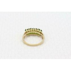 Gouden ring met 14x smaragd. Maat: 17.75. Nr: 2020/183