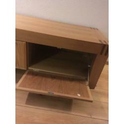 Eikenhouten tv meubel (zgan)
