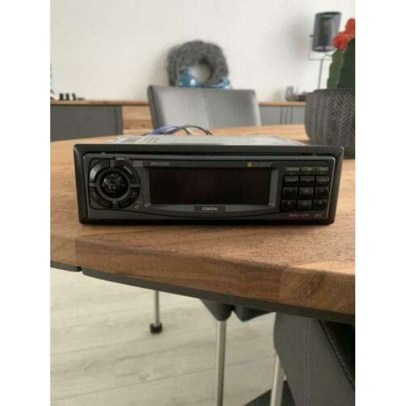 Clarion radio cd speler met 3 preamp our