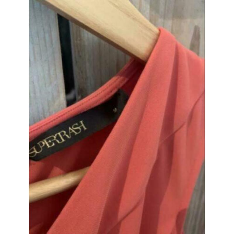 Roze jurk van Supertrash maat M