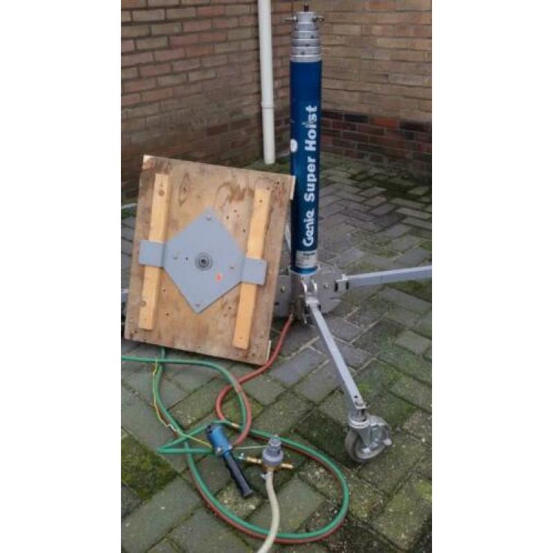 heflift GENIE kanaallift 3,8m telescooplift montagelift ZGOH