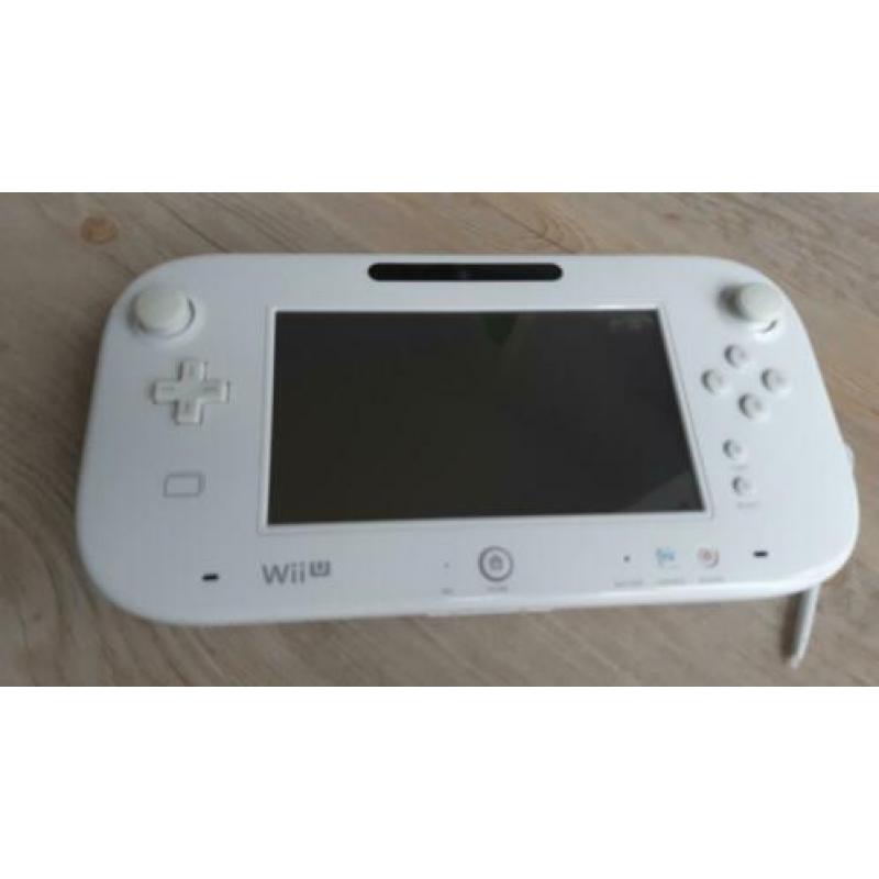 Zeer complete WiiU / extra controller / 12 spellen