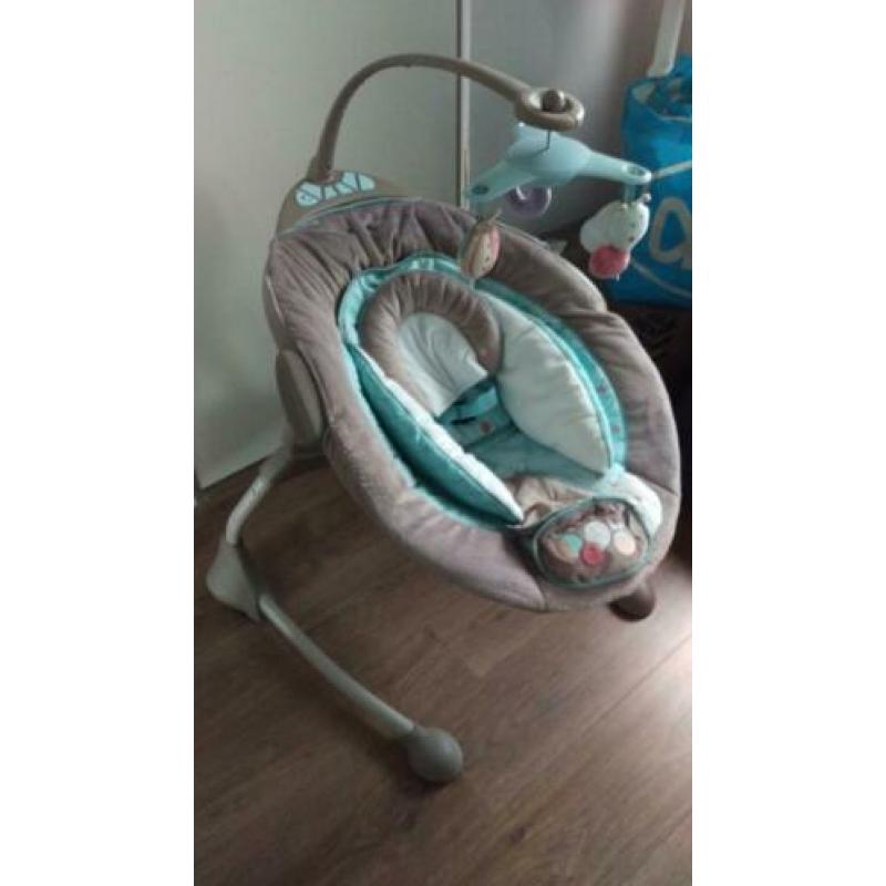 Ingenuity elektrische babyschommelstoel