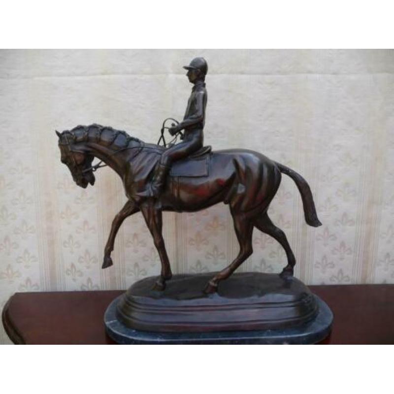 Beeld Paard brons Engels klassiek met ruiter