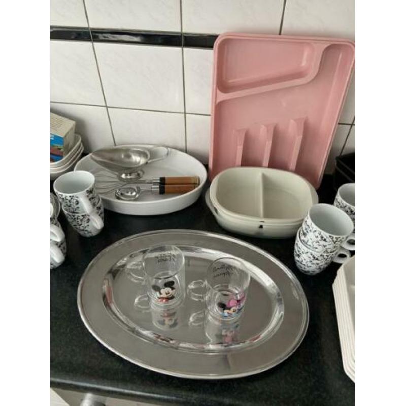 NU OF NOOIT BIJNA GRATIS heel veel servies voor € 10,00