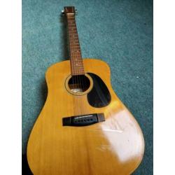 Sigma aukoustische gitaar