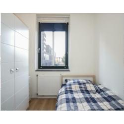 Complete tiener kamer