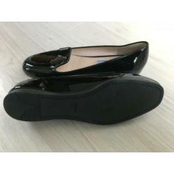 Schoen