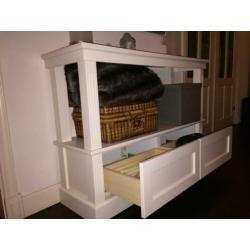 Sidetable