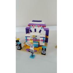 41004 Lego friends Oefenzaal met extra's