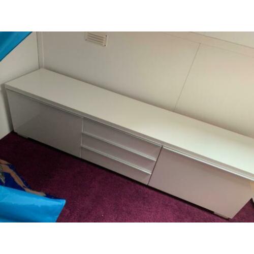 Dressoir wit hoogglans Ikea