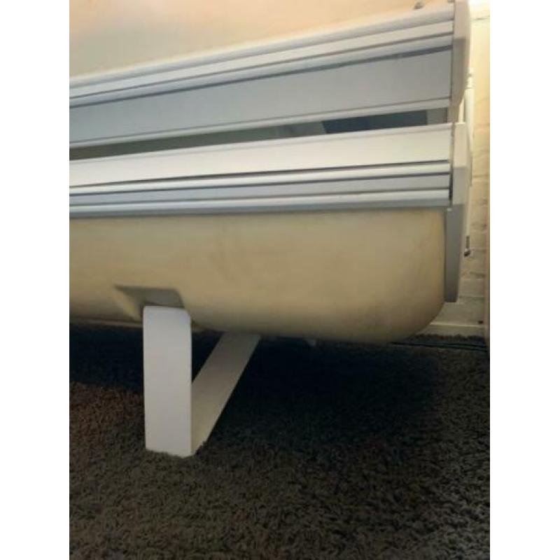 Zonnebank met gezichtsbruiner te koop