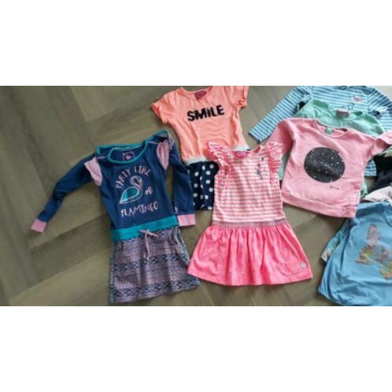 Pakket voorjaars-/zomerkleding maat 104/110