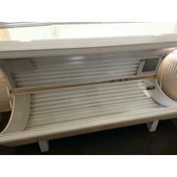 Zonnebank met gezichtsbruiner te koop