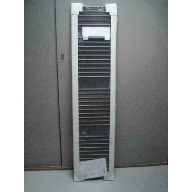 Design radiator 175 cm hoog x 40 cm breed in antraciet metal