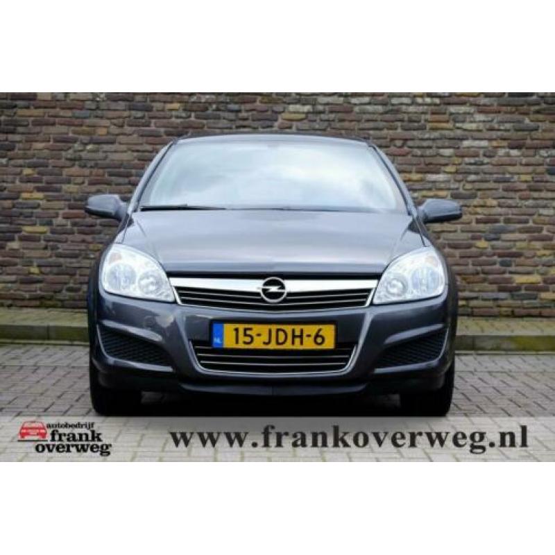 Opel ASTRA 1.6 TEMPTATION Navi Trekhaak Cruise