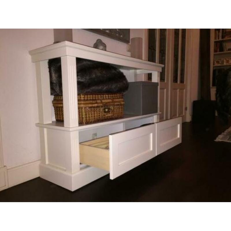 Sidetable