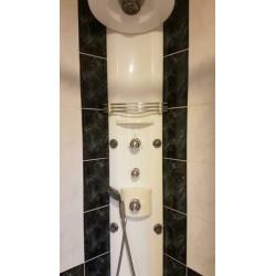 *** Compl. badkamer (toilet, hoekbad, badmeubel, douche) ***