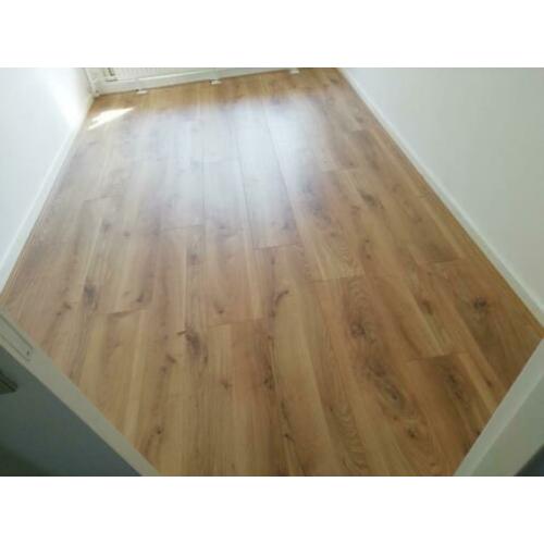 Laminaat leggen bel mij 0684137011 met spoed
