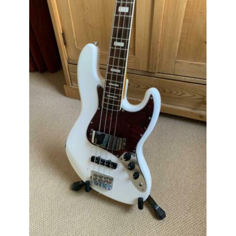 Harley Benton Jazz Bass relic