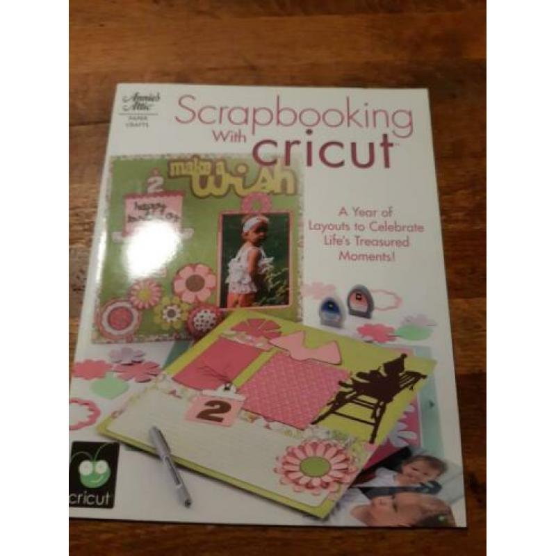 Tijdschrift: scrapbooking with cricut