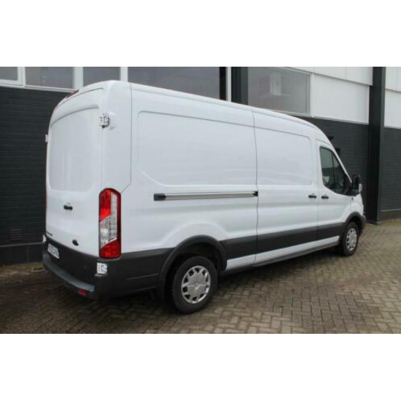 Ford Transit 350 2.0 TDCI L3H2 - Airco - Navi - PDC - € 15.9