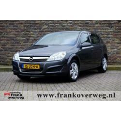 Opel ASTRA 1.6 TEMPTATION Navi Trekhaak Cruise