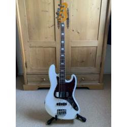 Harley Benton Jazz Bass relic