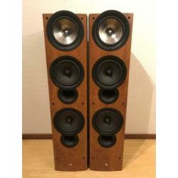 KEF IQ -9 high end frontspeakers