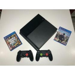Sony PS4 perfecte staat 2 controllers en twee spellen