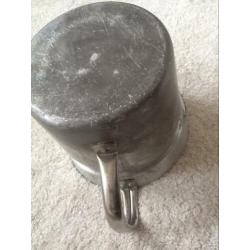 Ouderwetse aluminium melkkoker van BK.